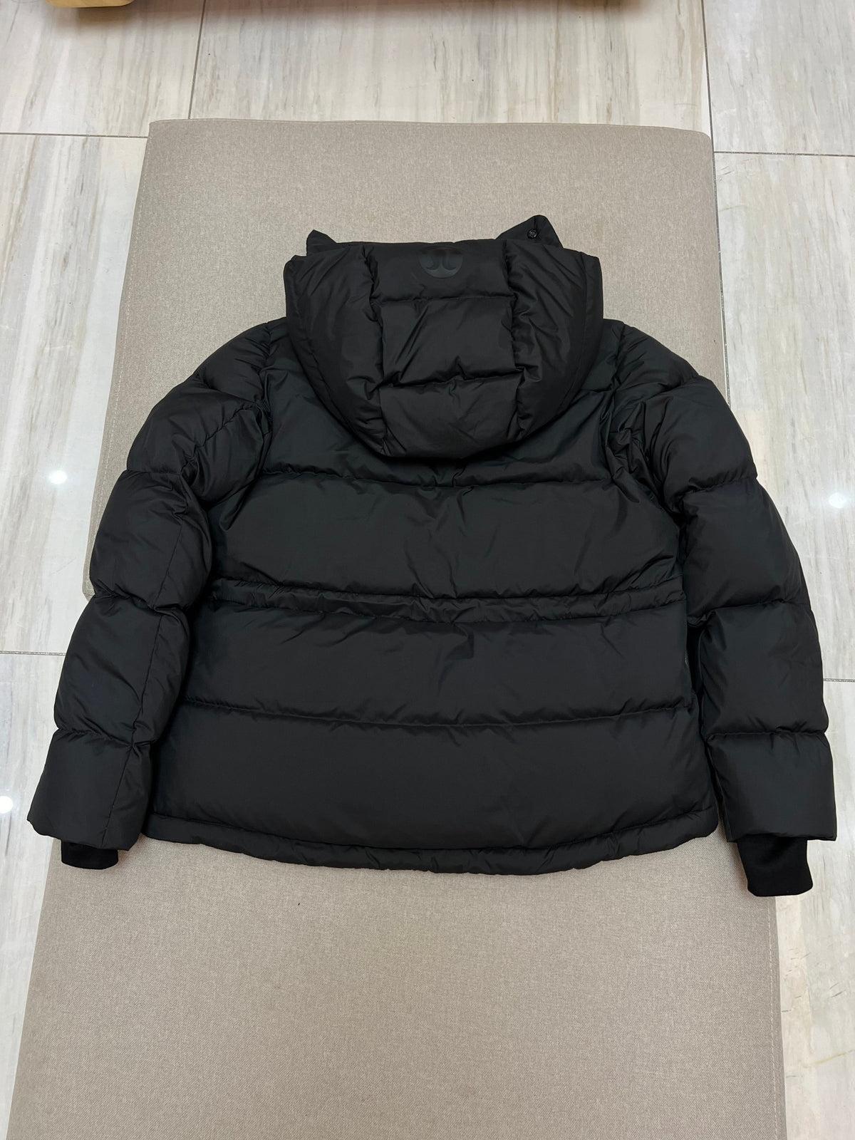 Lululemon Wunder Puff Jacket — Windproof & Water-Repellent