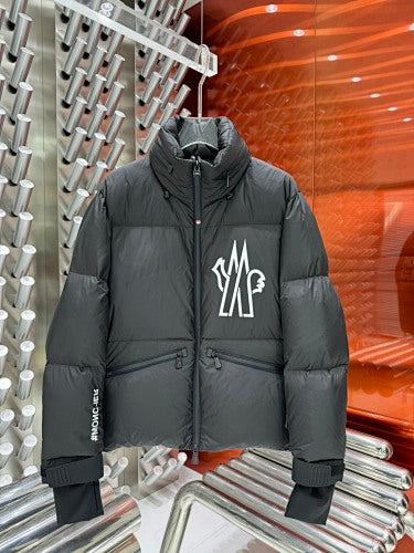 Moncler Verdons Graphic Down Jacket — Black
