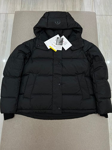Lululemon Wunder Puff Jacket — Windproof & Water-Repellent