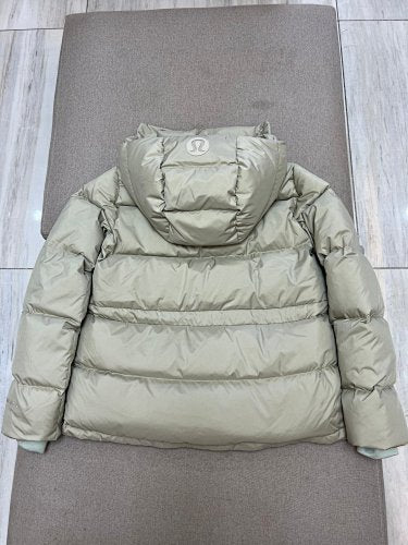 Lululemon Wunder Puff Jacket — Windproof & Water-Repellent