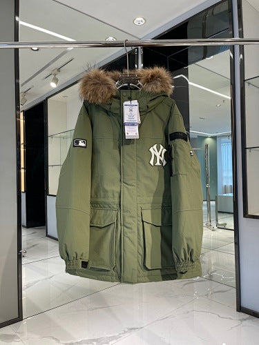 MLB NY Yankees Fur Collar Down Parka — Unisex