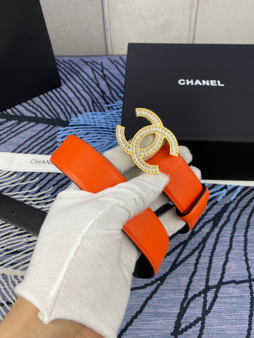 CHANEL 25S BELT 30 MM IN ORANGE CALFSKIN WITH GOLD HARDWARE 615097