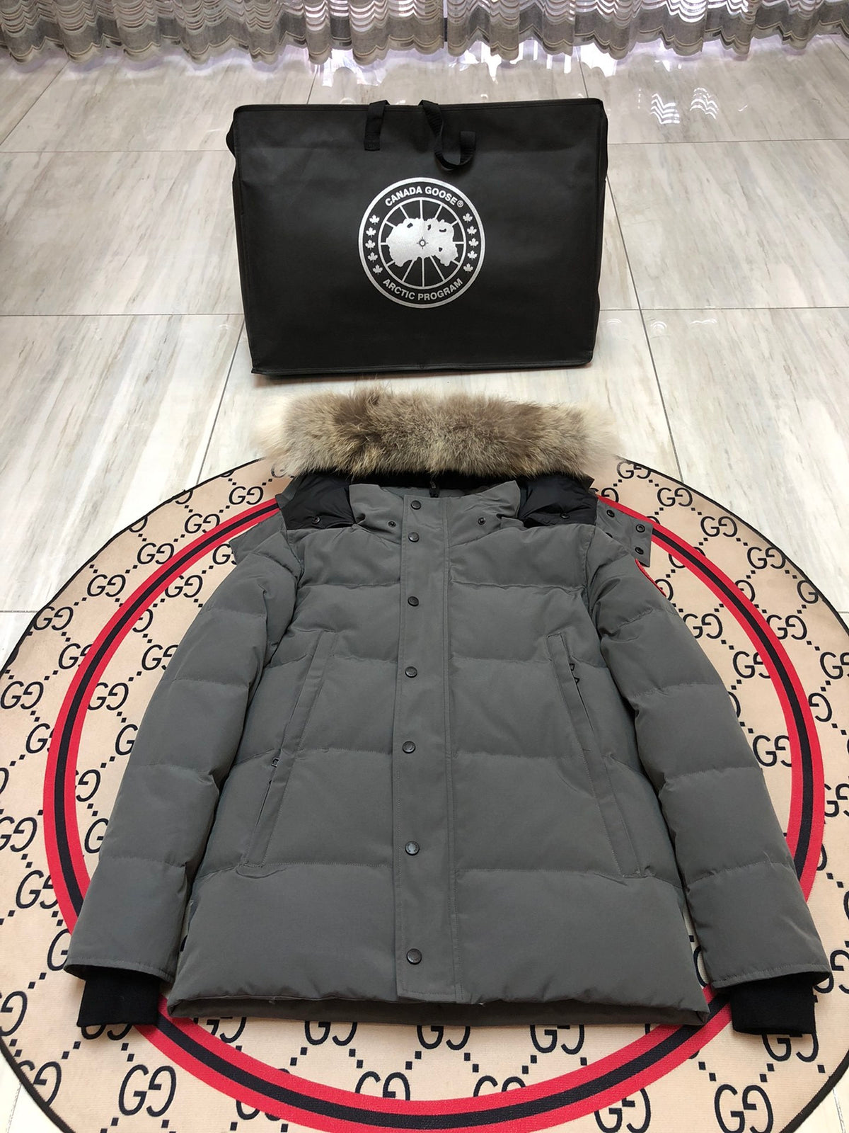 Canada Goose Down Jacket – Graphite (Unisex)