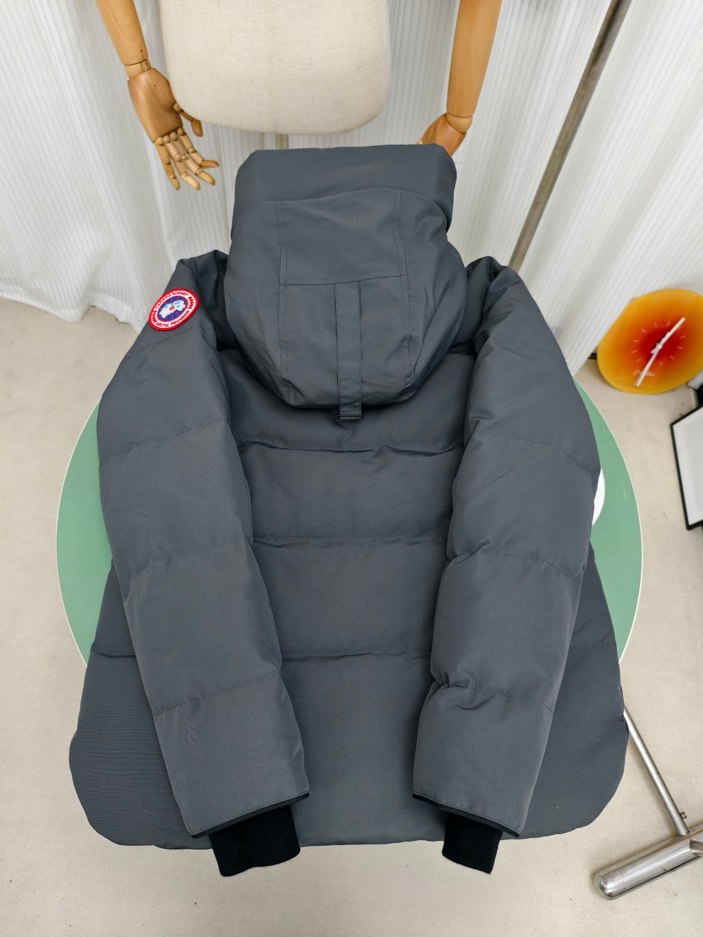 Canada Goose Wyndham Hooded Down Jacket — Graphite