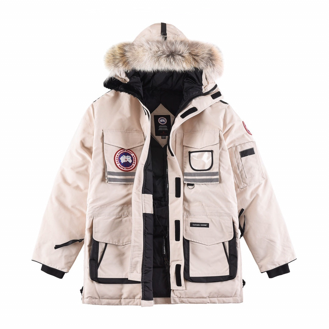 Canada Goose Snow Mantra Parka (Unisex)