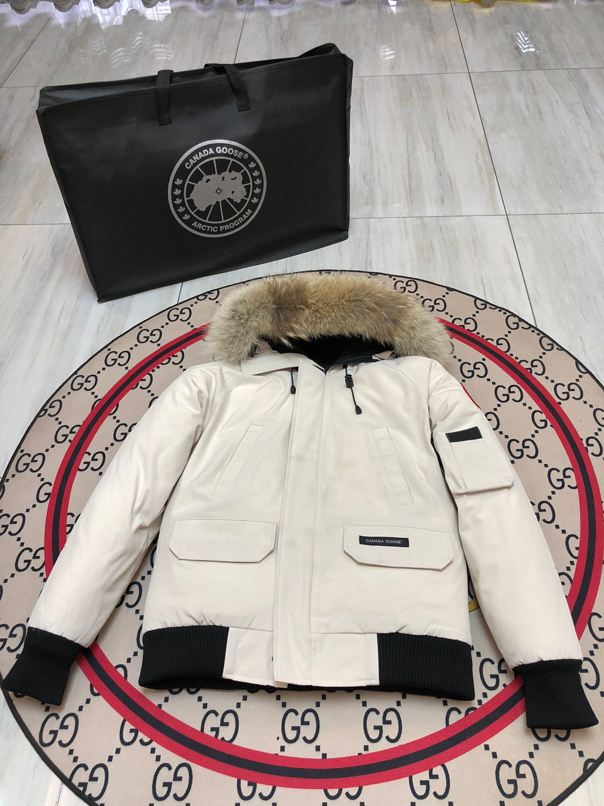 Canada Goose Chilliwack Bomber Down Jacket — Fur Hood — Black & White
