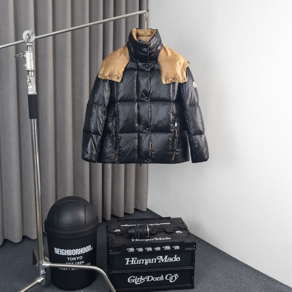 Moncler Parana Two-Tone Down Jacket (Unisex)