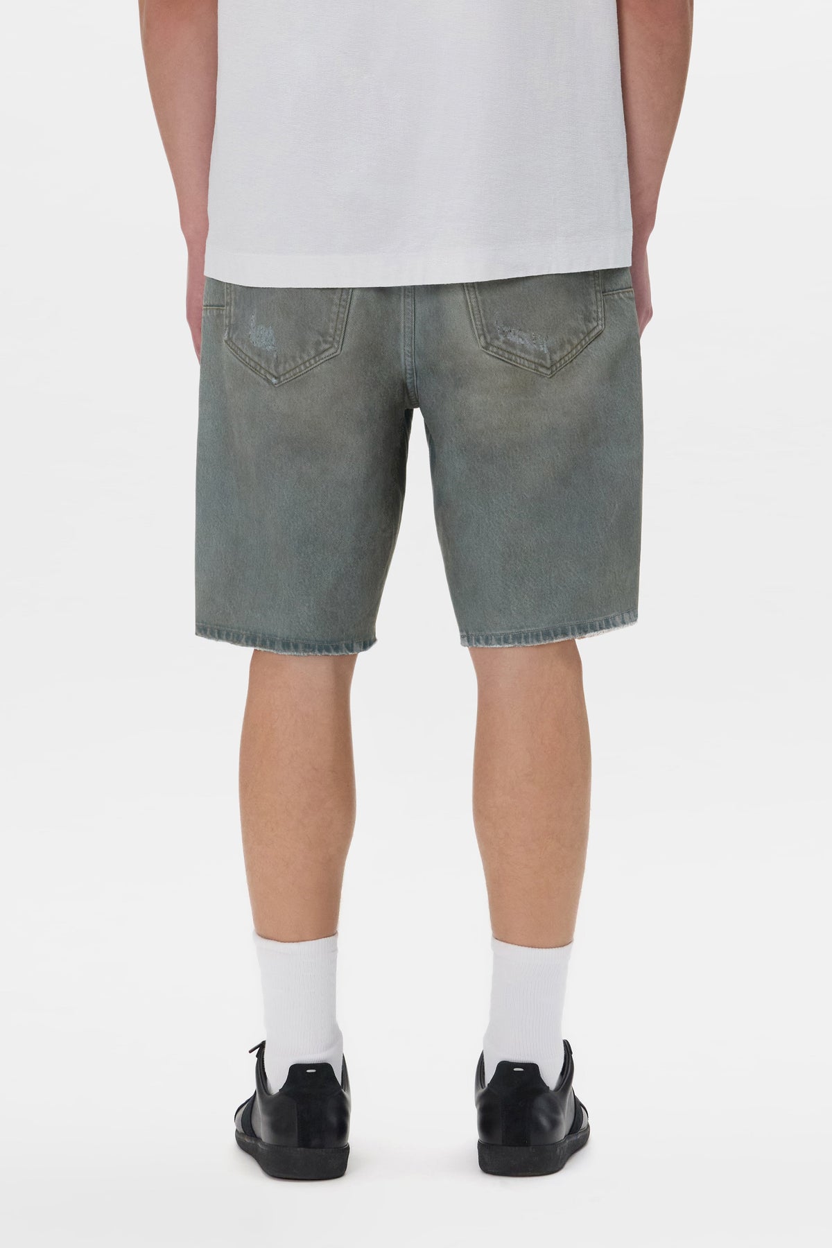 P059 Dirty Vintage Short