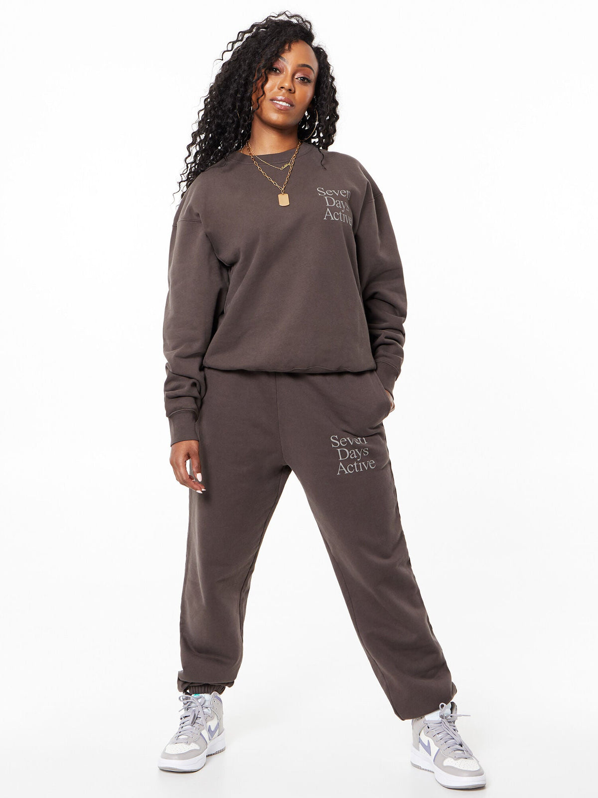 MONDAY SWEATPANTS