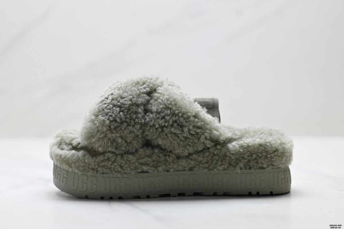 UGG Slipper Evolution Fluffy Platform Slides