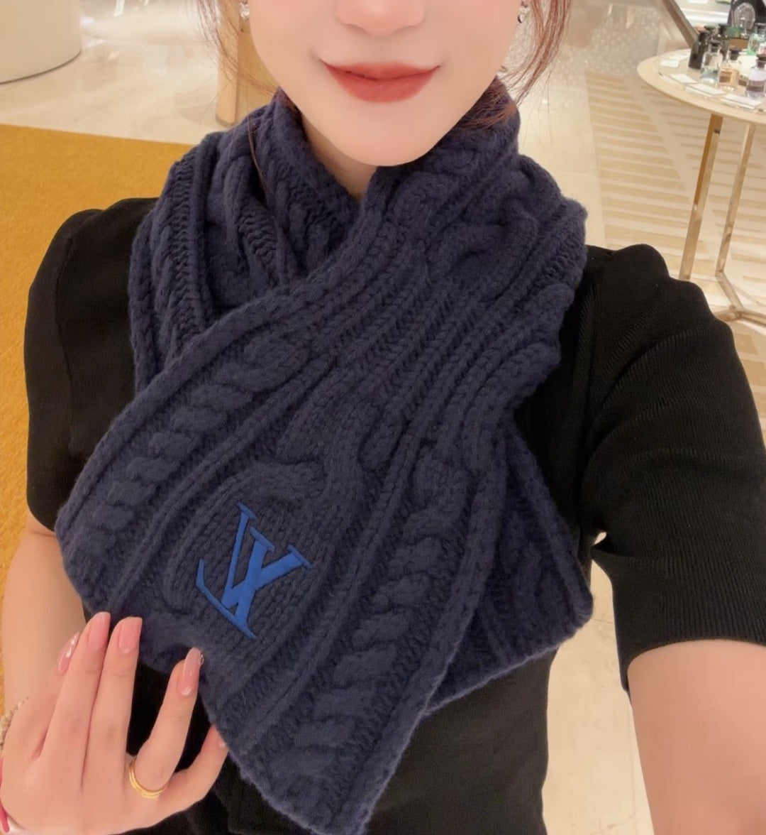 Louis Vuitton Style Cable-Knit Scarf and Beanie Set