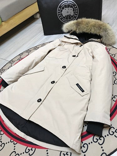 Canada Goose Women's Down Parka – White