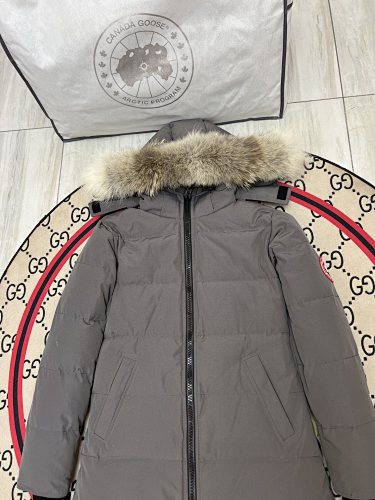 Canada Goose Women's Down Parka