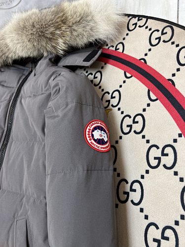 Canada Goose Women's Down Parka