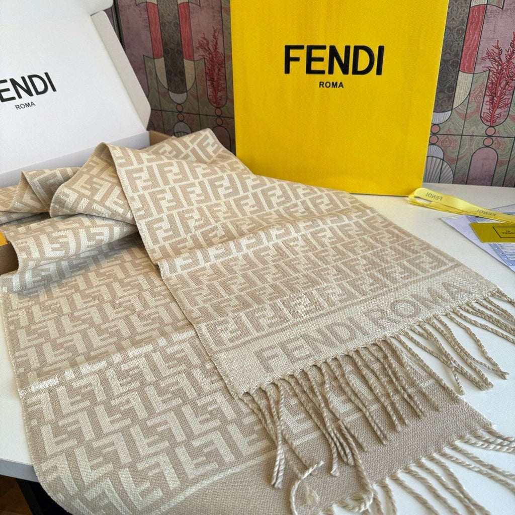 FENDI FF Fringed Scarf