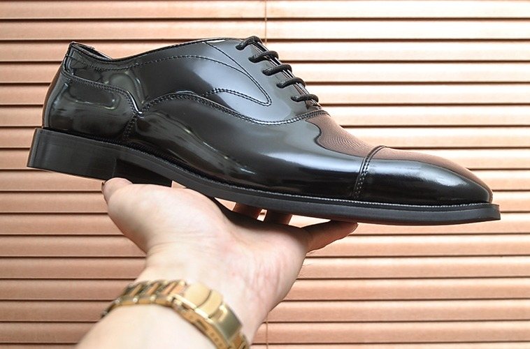 Salvatore Ferragamo Black Cap-Toe Lace-Up Dress Shoes