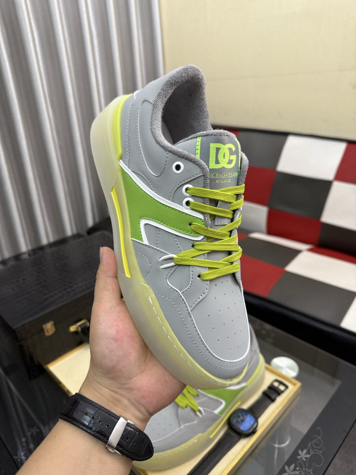 Dolce & Gabbana Lime Accent Low-Top Sneakers - Light Gray & Lime Green