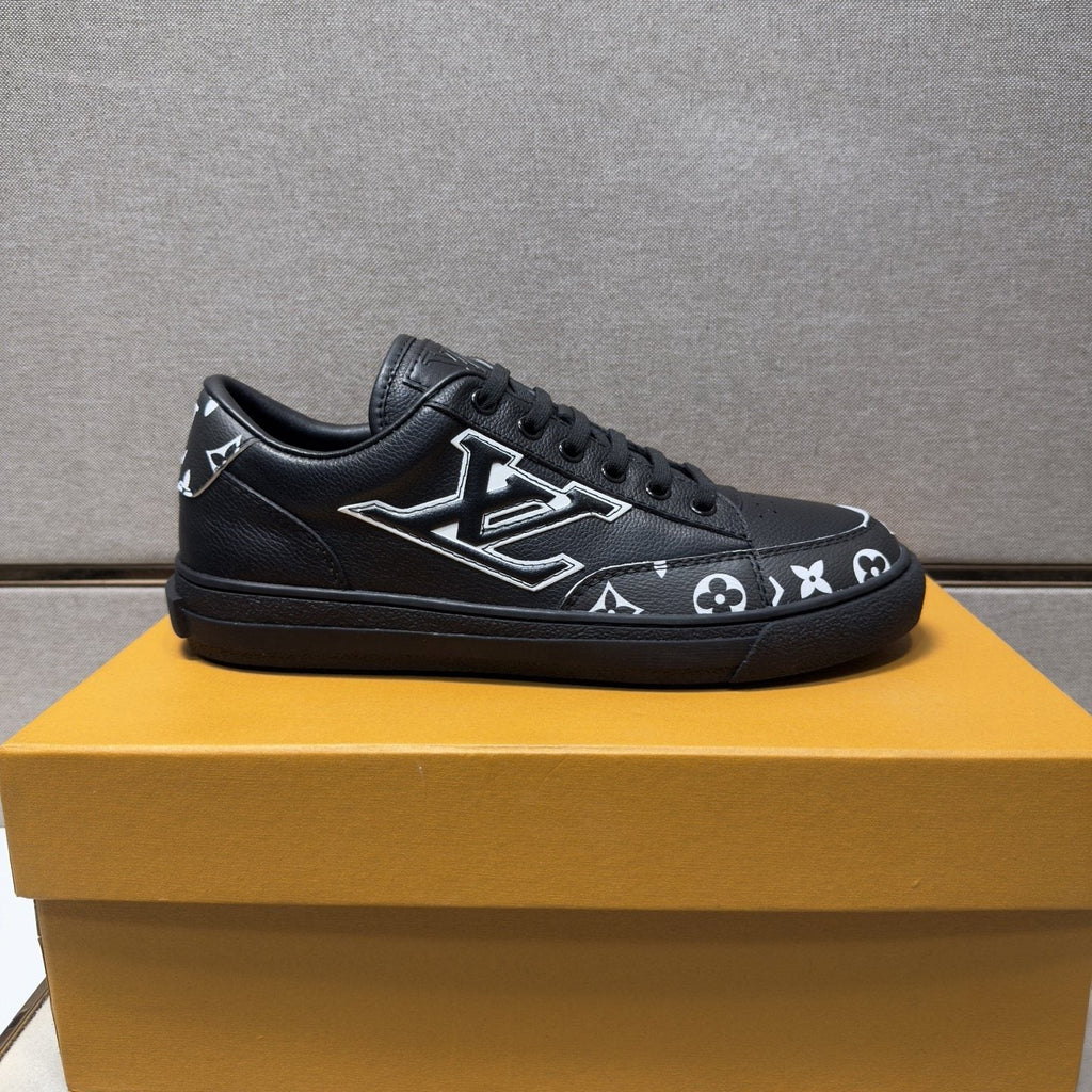 Louis Vuitton Monogram Accent Low-Top Sneakers