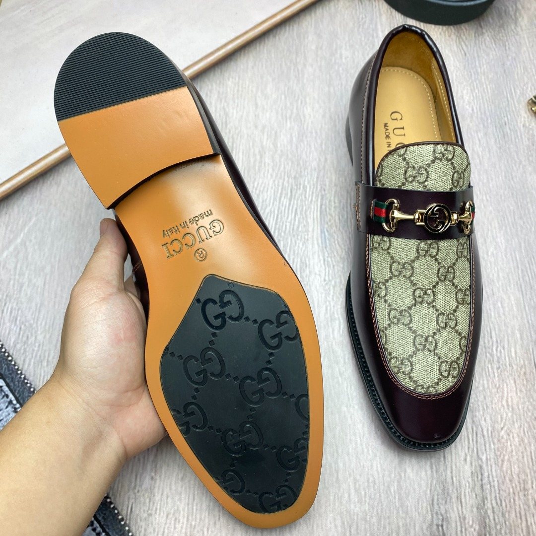Gucci Horsebit Pattern Loafers