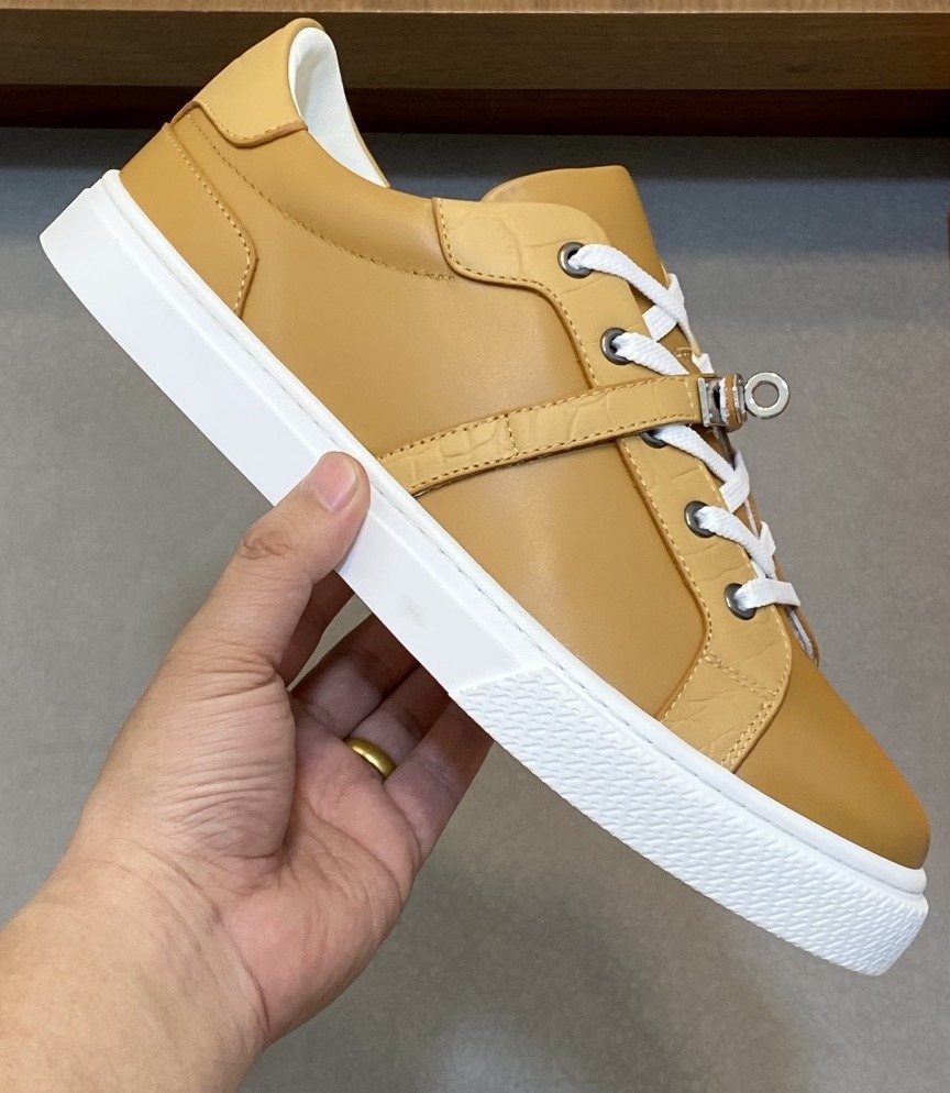 Hermès H-Detail Low-Top Sneakers