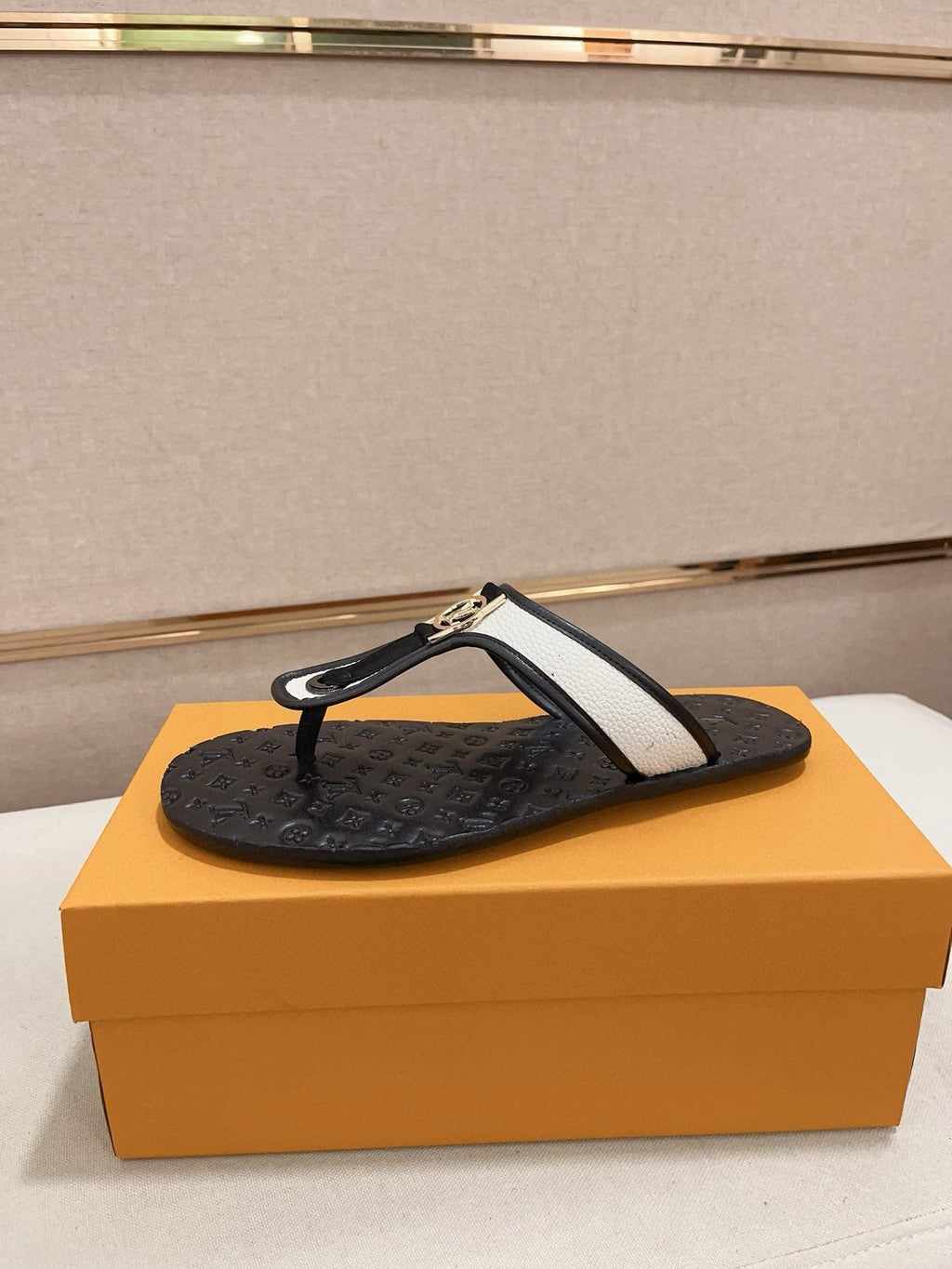 Louis Vuitton Men's Emblem Thong Sandals