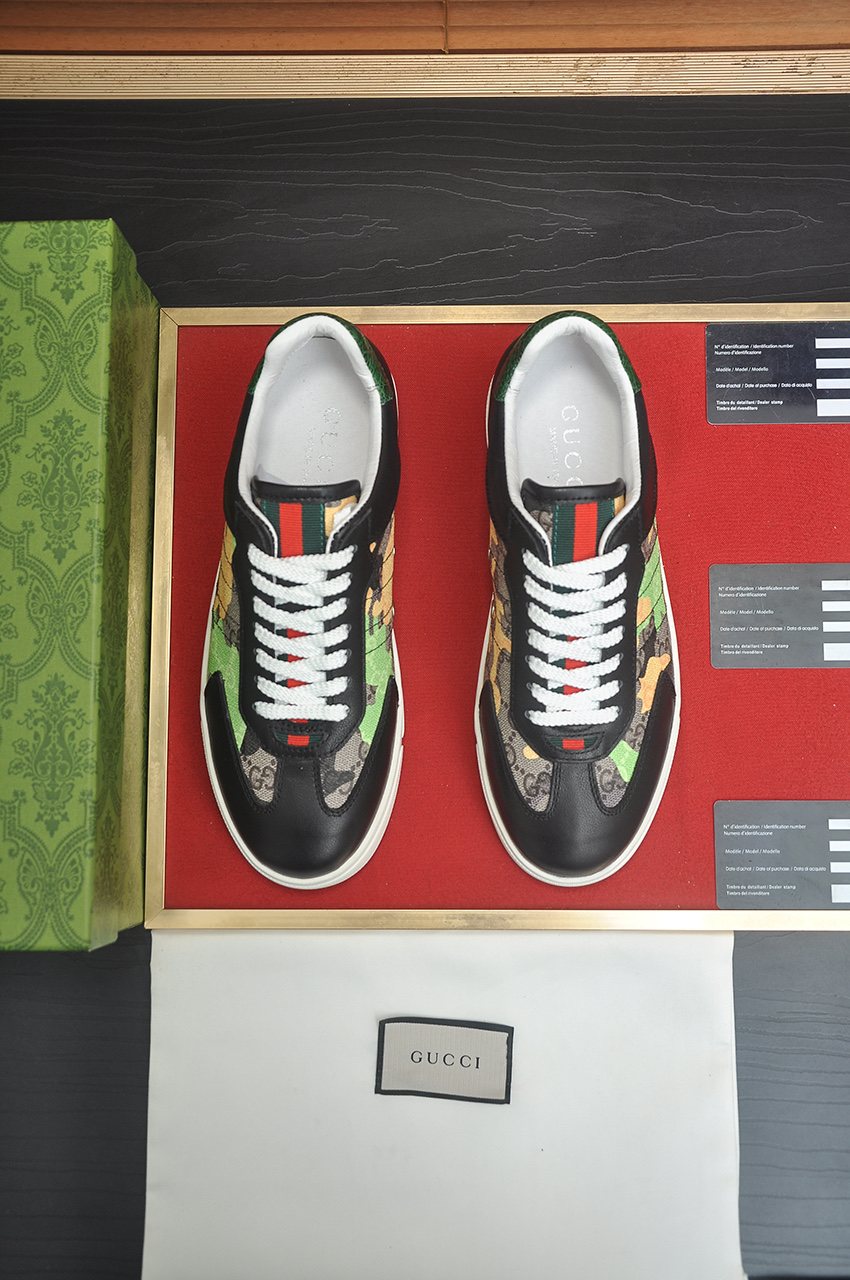 Gucci Men's Patterned Panel Low-Top Sneakers - Contrast Sole